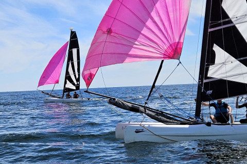 CATAMARAN DART 16